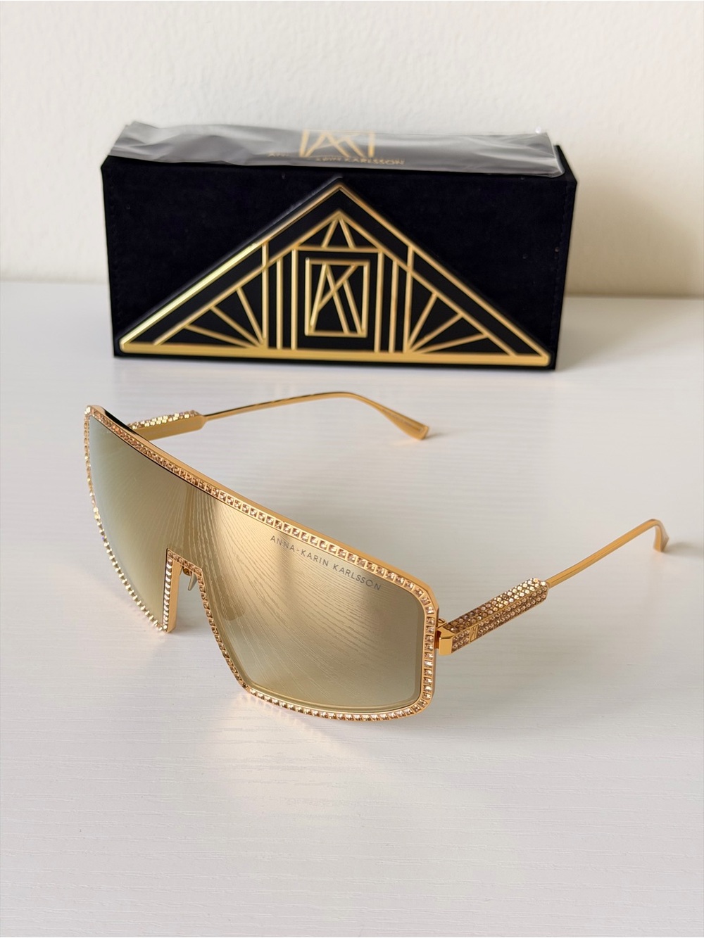 New ANNA KARIN KARLSSON Gold Shield Sunglasses Shady Luv 2.0 Authentic